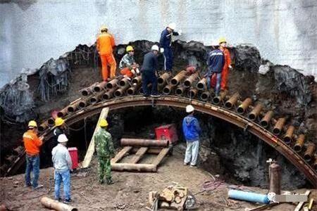 潍坊隧道钢花管支护案例